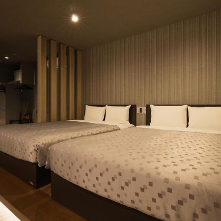 Grand Base Hakata Station Aparthotel Fukuoka  Buitenkant foto